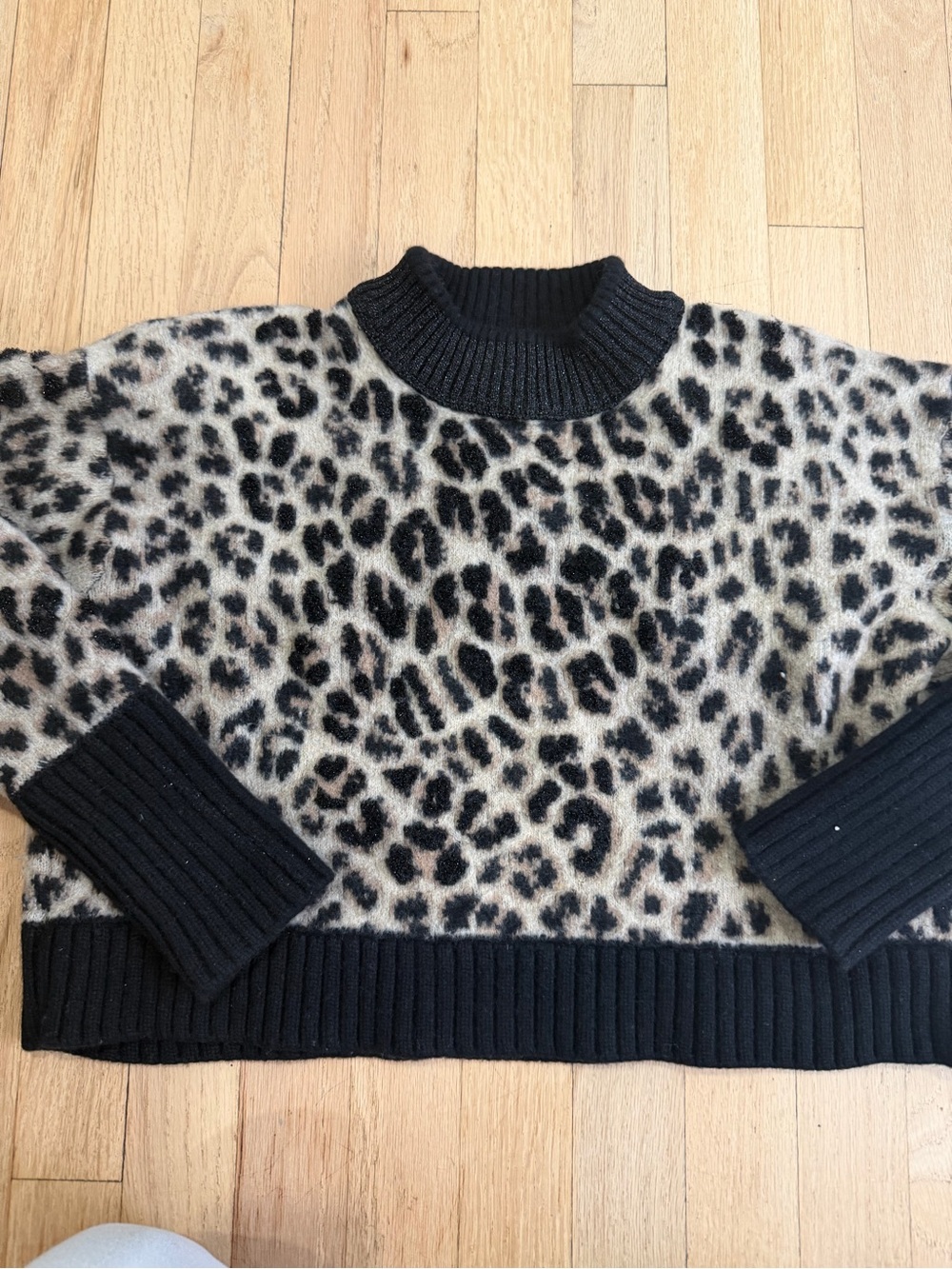 Leopard Print Mock Neck crop Sweater - Black and Cream